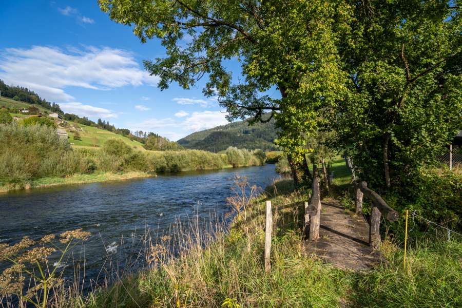 Standortwanderung Jura: Am Grenzfluss Doubs - Wanderung Jura